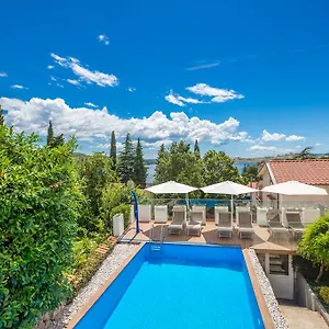 Apartman Ava, Omišalj