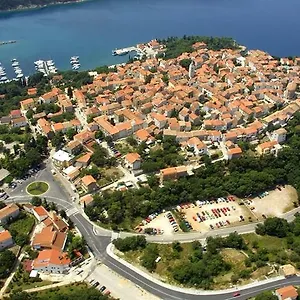 Apartment Jozefina, Omisalj